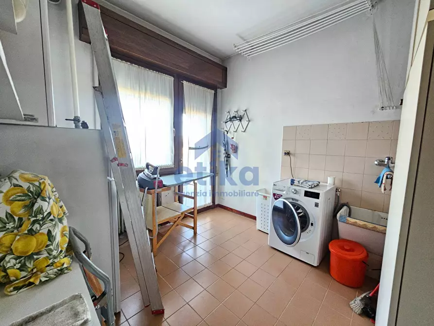 Immagine 14 di Casa indipendente in vendita  a Paese