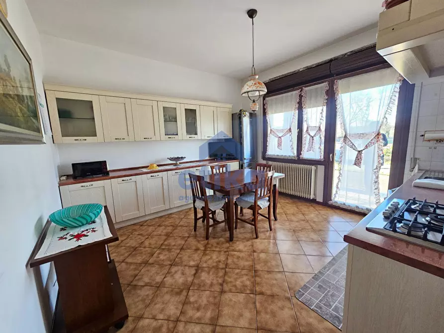 Immagine 6 di Casa indipendente in vendita  a Paese