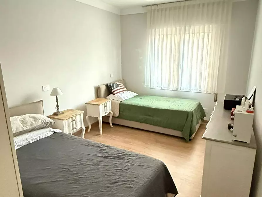 Immagine 6 di Appartamento in vendita  in VIA CARONELLI a Conegliano