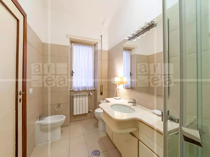 Immagine 5 di Appartamento in vendita  in VIA PAOLA FALCONIERI a Roma