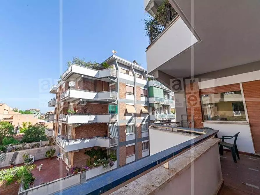 Immagine 20 di Appartamento in vendita  in VIA PAOLA FALCONIERI a Roma
