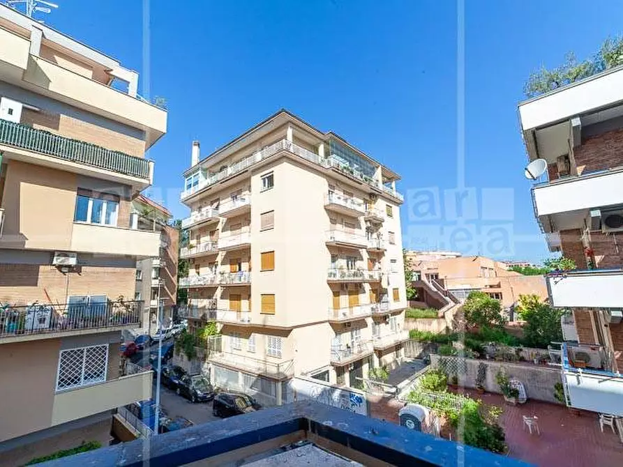 Immagine 21 di Appartamento in vendita  in VIA PAOLA FALCONIERI a Roma