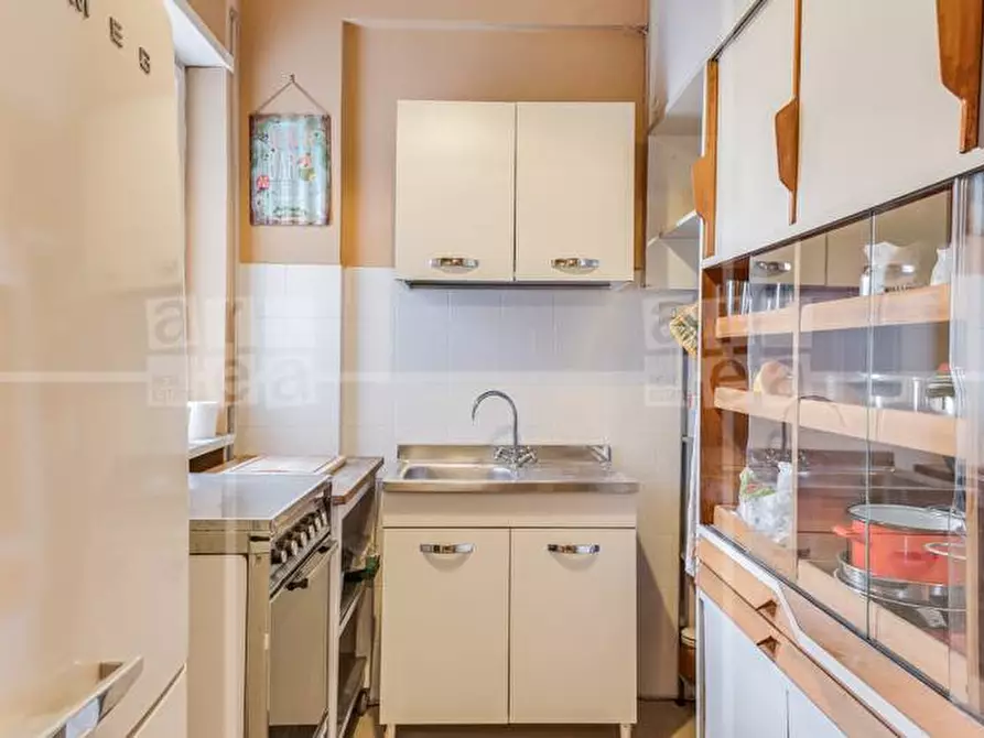 Immagine 13 di Appartamento in vendita  in Via Tagliamento a Roma