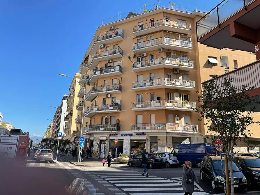Immagine 1 di Appartamento in vendita  in Via Tuscolana a Roma