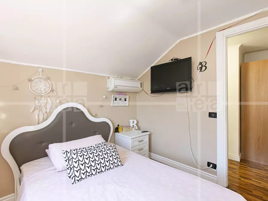 Immagine 30 di Appartamento in vendita  in Via Roberto Lepetit a Roma