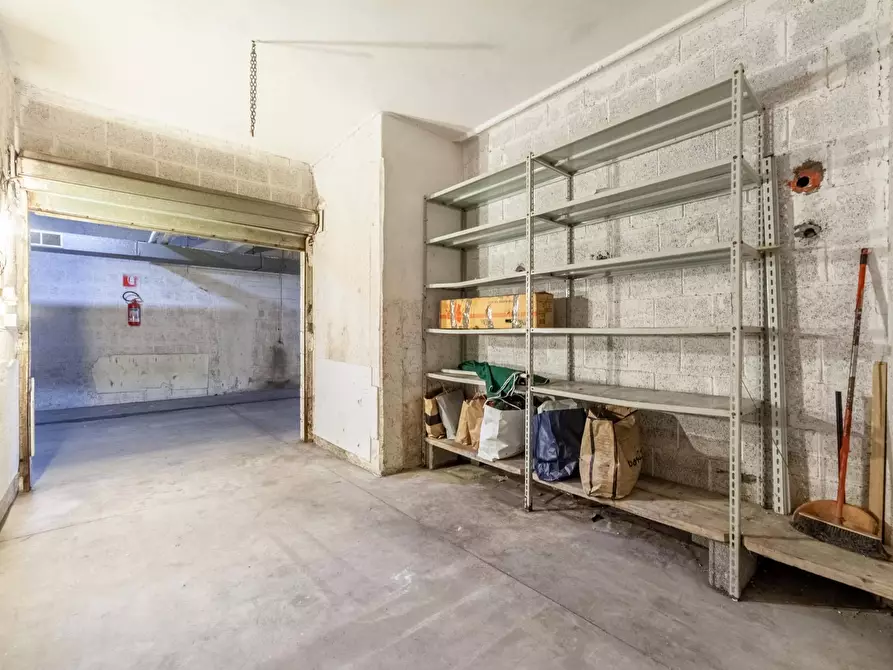 Immagine 6 di Box auto in vendita  in Via Costanzo Casana a Roma