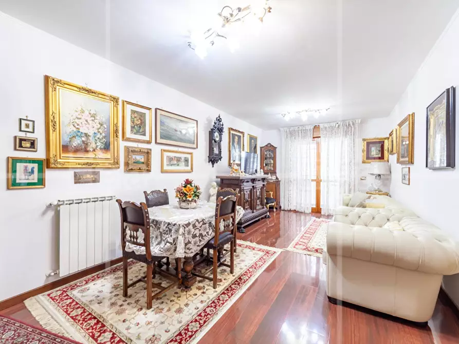 Immagine 3 di Appartamento in vendita  in Via Carlo Ludovico Bragaglia a Roma