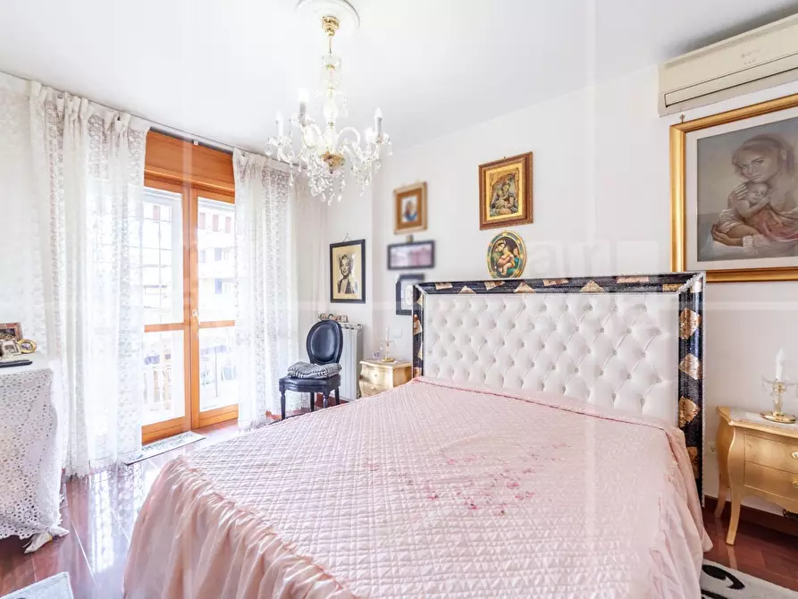 Immagine 8 di Appartamento in vendita  in Via Carlo Ludovico Bragaglia a Roma