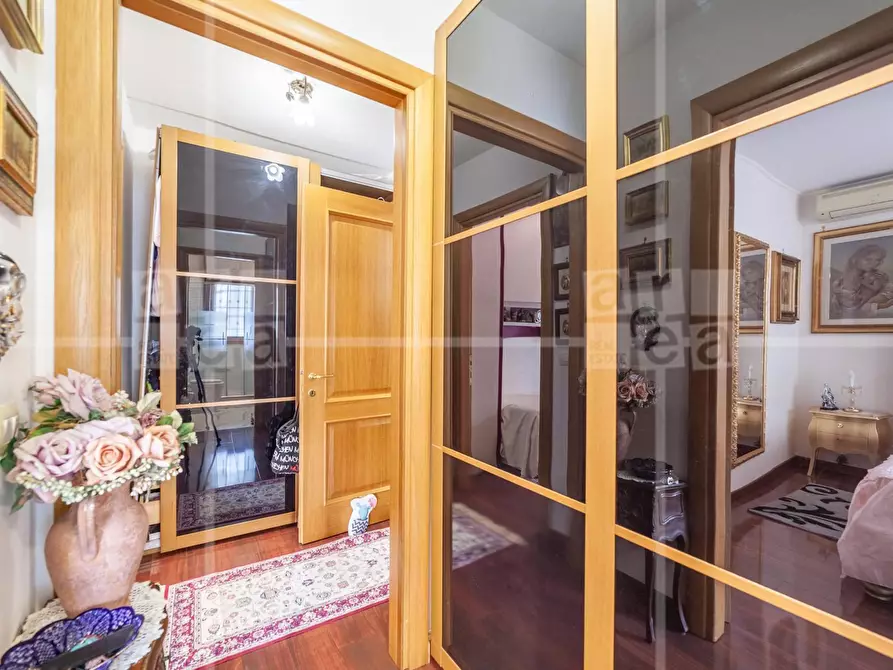 Immagine 11 di Appartamento in vendita  in Via Carlo Ludovico Bragaglia a Roma