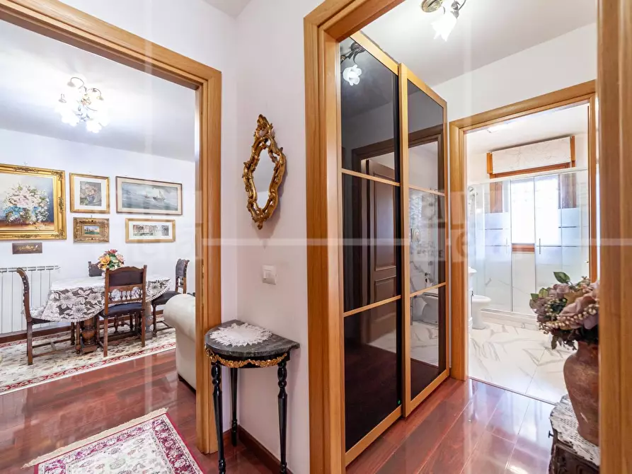 Immagine 10 di Appartamento in vendita  in Via Carlo Ludovico Bragaglia a Roma