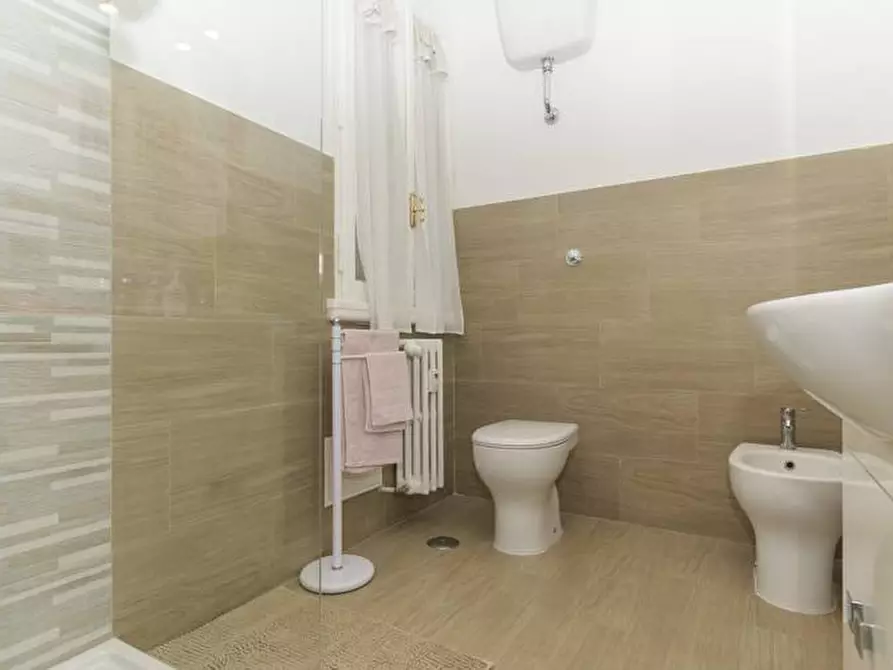 Immagine 16 di Appartamento in vendita  in Via Basilio Bricci a Roma