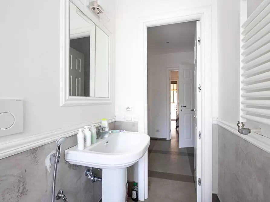 Immagine 22 di Appartamento in vendita  in Via Sesto Celere a Roma