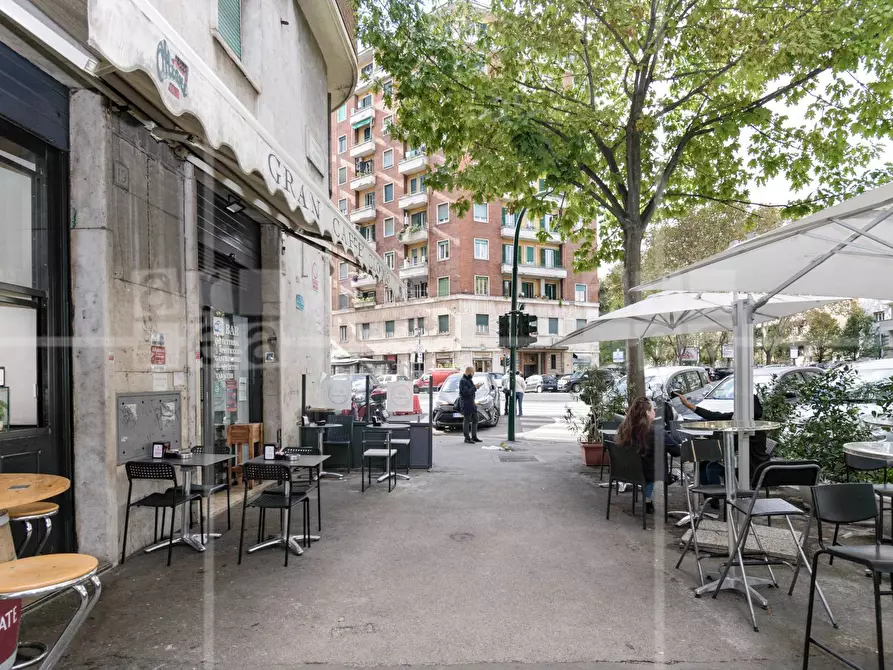 Immagine 12 di Attività commerciale in vendita  in Piazzale Clodio a Roma