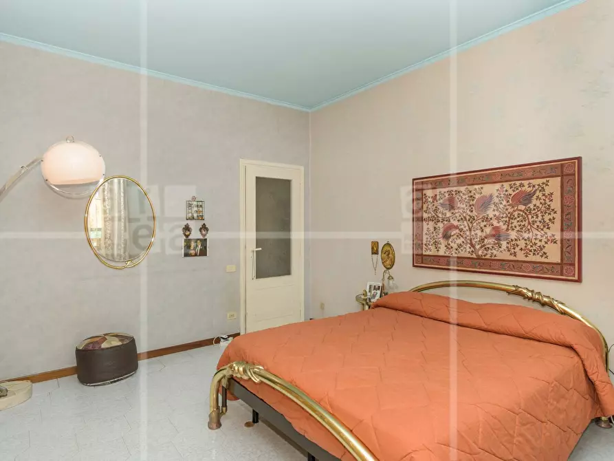 Immagine 15 di Appartamento in vendita  in via paola falconieri a Roma