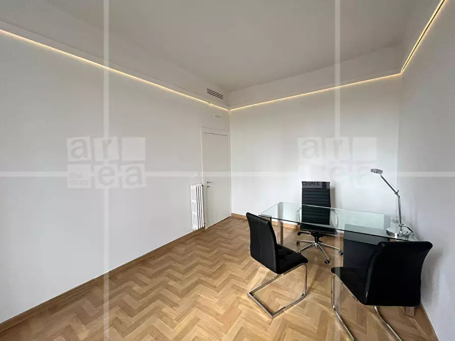 Immagine 7 di Ufficio in affitto  in Viale Delle Milizie a Roma