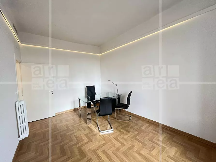 Immagine 8 di Ufficio in affitto  in Viale Delle Milizie a Roma