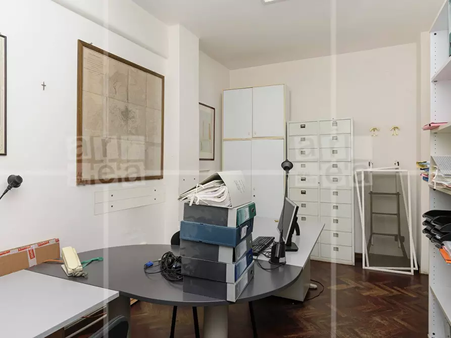 Immagine 9 di Appartamento in vendita  in Largo Alfredo Oriani a Roma