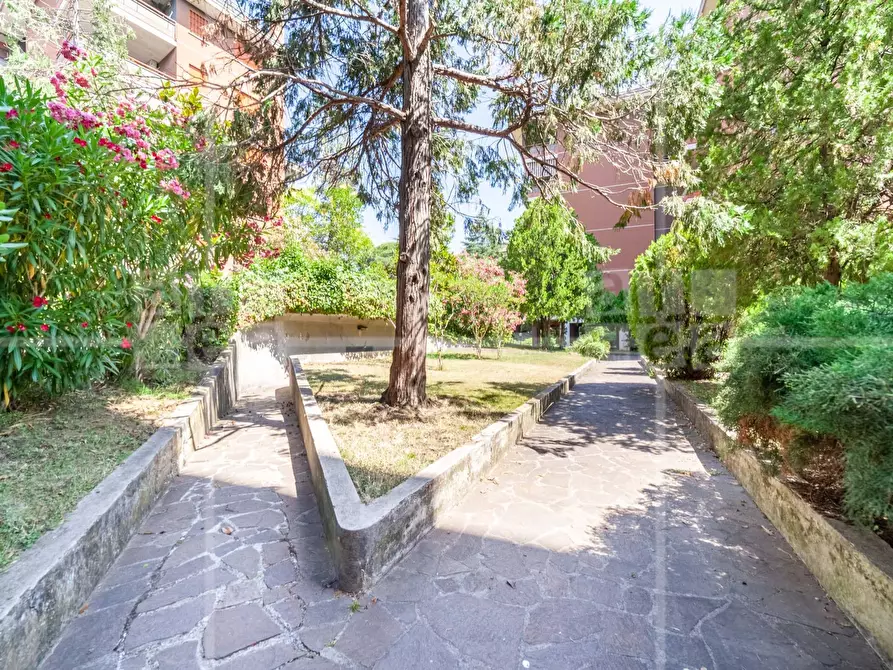 Immagine 24 di Appartamento in vendita  in Via Degli Estensi a Roma