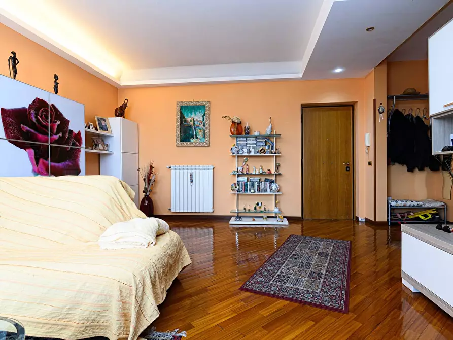 Immagine 7 di Appartamento in vendita  in Via Castri Di Lecce a Roma