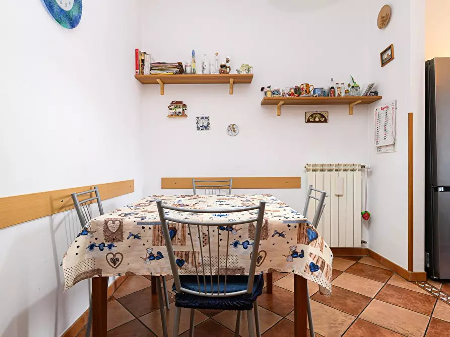 Immagine 10 di Appartamento in vendita  in Via Castri Di Lecce a Roma