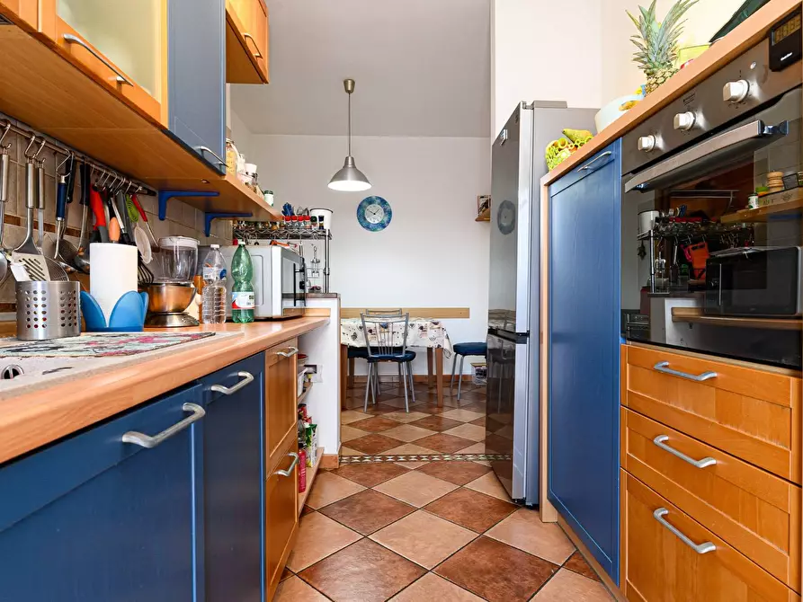 Immagine 11 di Appartamento in vendita  in Via Castri Di Lecce a Roma