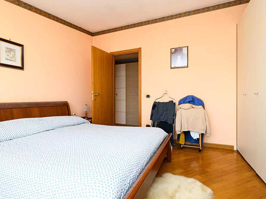 Immagine 29 di Appartamento in vendita  in Via Castri Di Lecce a Roma