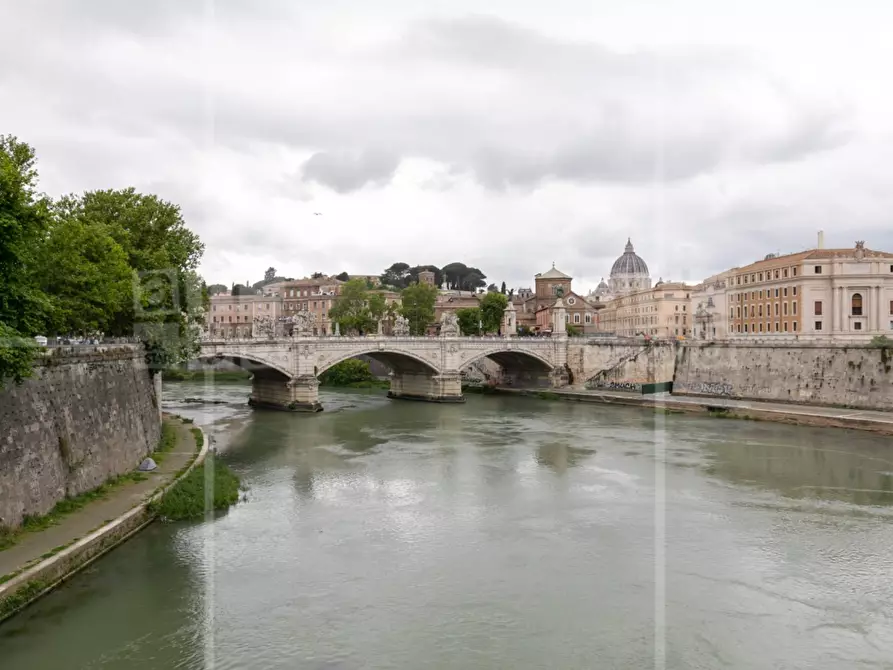 Immagine 16 di Appartamento in vendita  in Via Di Panico a Roma