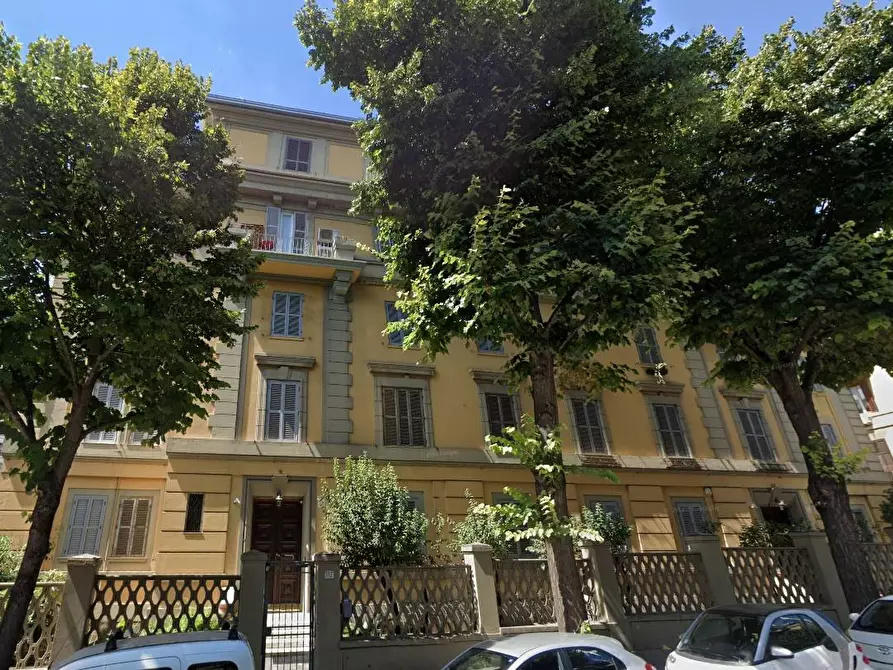 Immagine 2 di Appartamento in vendita  in Viale Delle Medaglie D'oro a Roma