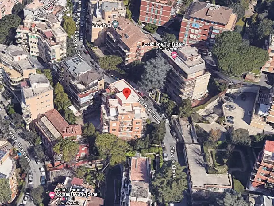 Immagine 10 di Appartamento in vendita  in Clivo Di Cinna a Roma