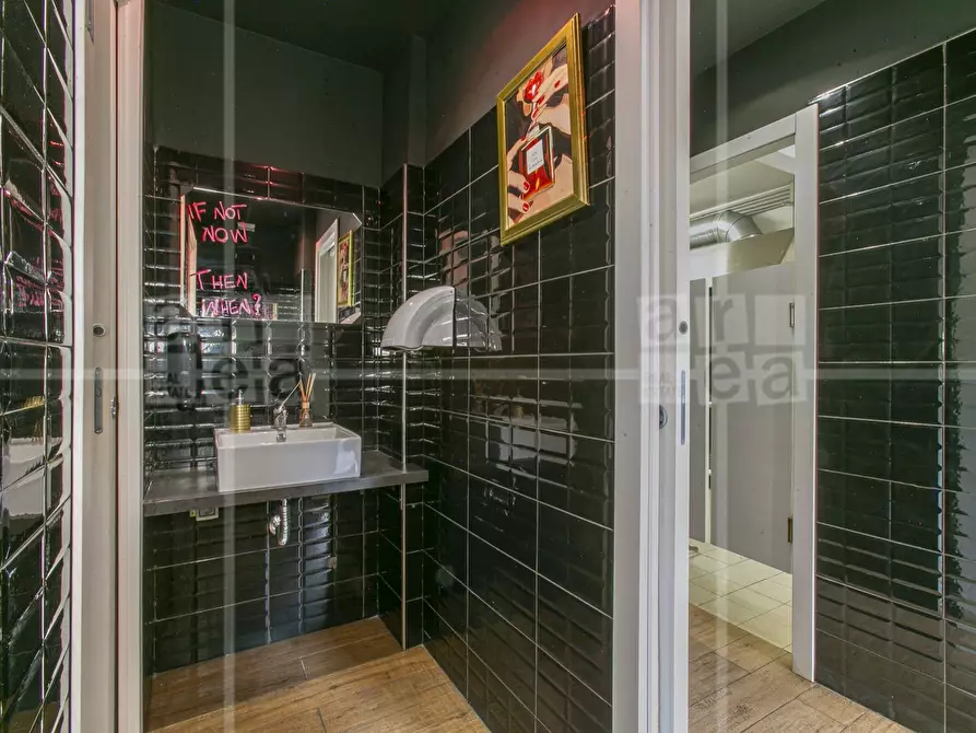 Immagine 23 di Attività commerciale in vendita  in Piazza Bologna a Roma