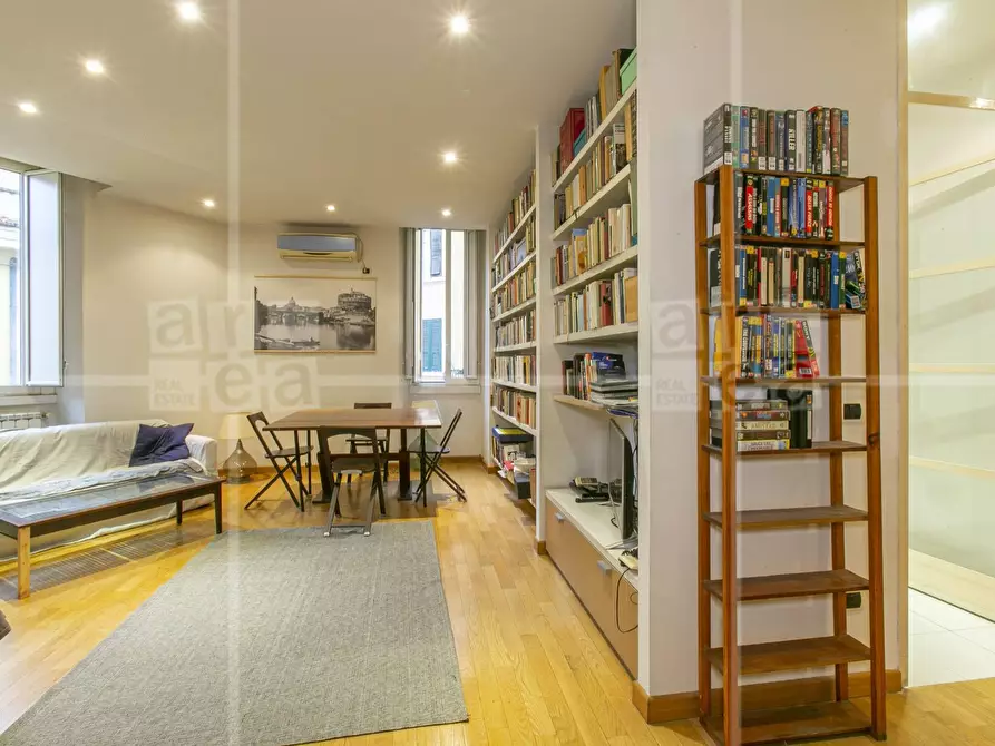 Immagine 12 di Appartamento in vendita  in Via Sabazio a Roma