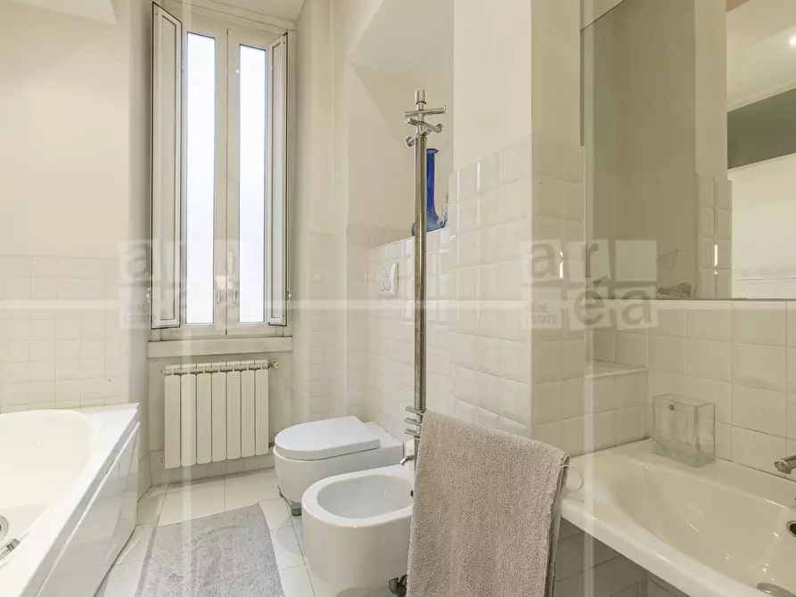 Immagine 24 di Appartamento in vendita  in Via Sabazio a Roma