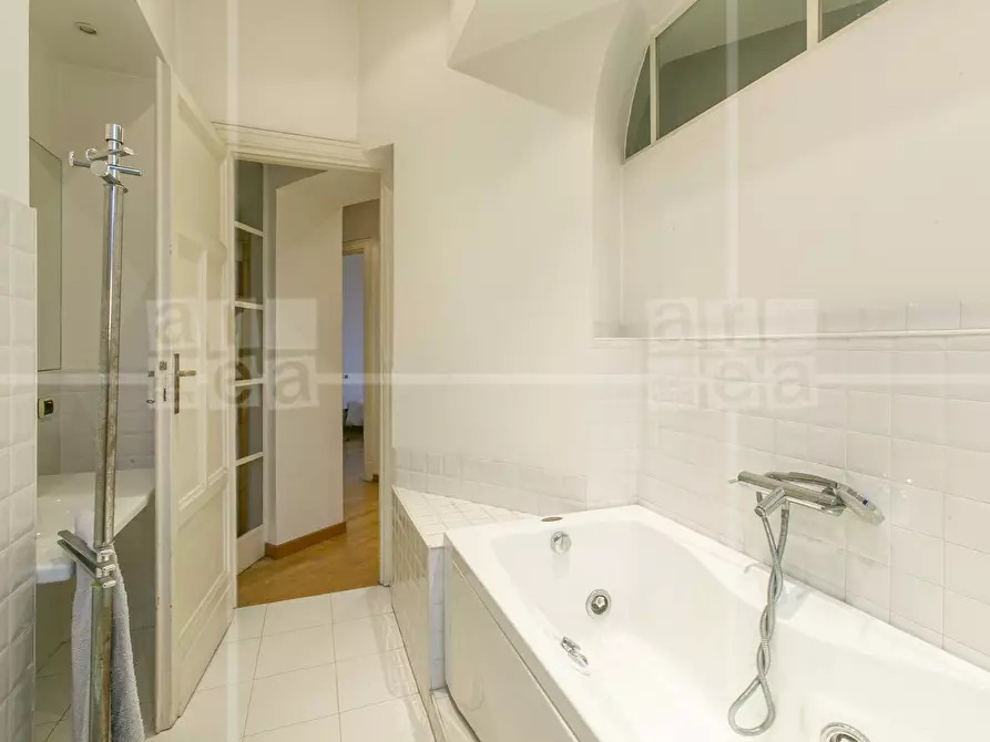 Immagine 25 di Appartamento in vendita  in Via Sabazio a Roma