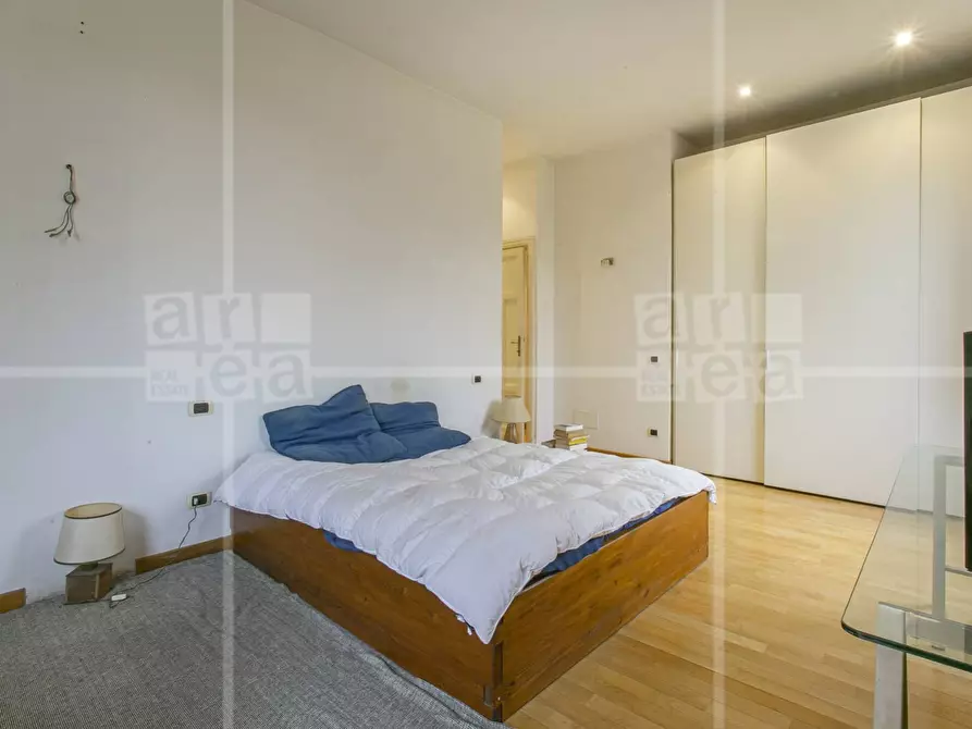 Immagine 28 di Appartamento in vendita  in Via Sabazio a Roma