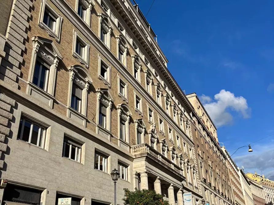 Immagine 2 di Ufficio in affitto  in Via Barberini a Roma