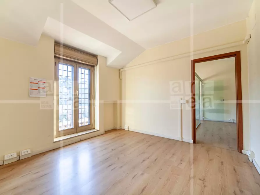 Immagine 17 di Ufficio in affitto  in Via Flaminia a Roma