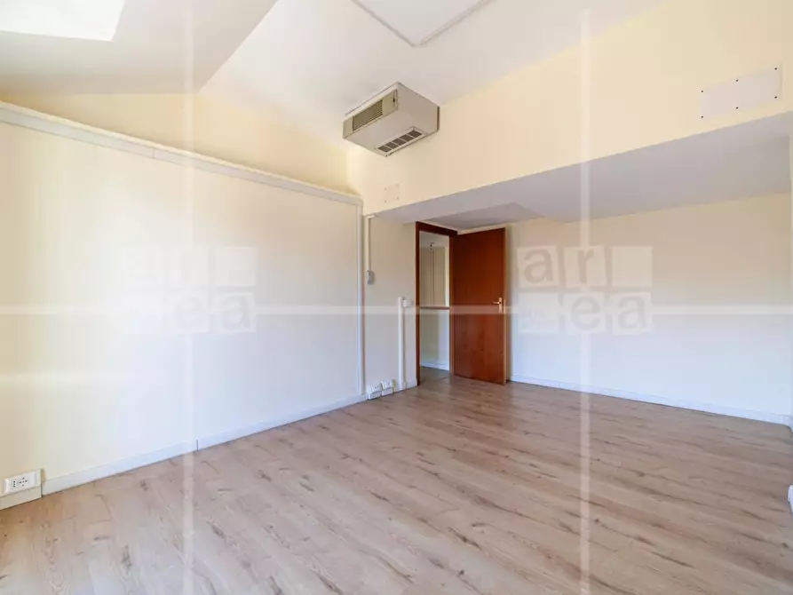 Immagine 22 di Ufficio in affitto  in Via Flaminia a Roma