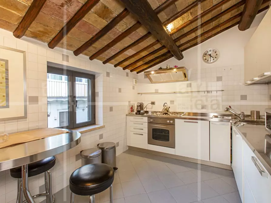 Immagine 26 di Appartamento in affitto  in Via Piave a Roma