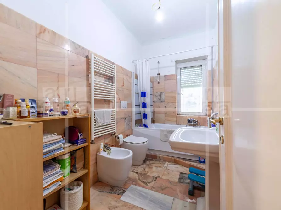 Immagine 18 di Appartamento in vendita  in Via Monte Bianco a Guidonia Montecelio