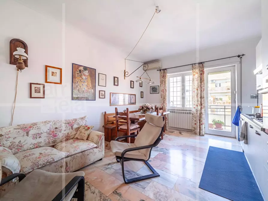 Immagine 10 di Appartamento in vendita  in Via Monte Bianco a Guidonia Montecelio