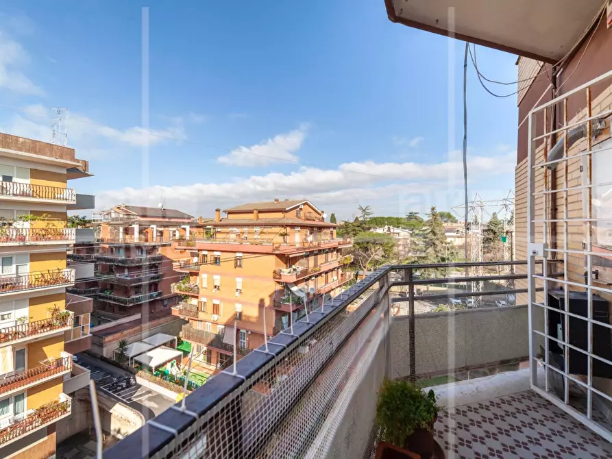 Immagine 28 di Appartamento in vendita  in Via Monte Bianco a Guidonia Montecelio