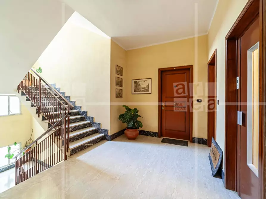 Immagine 4 di Appartamento in vendita  in Via Monte Bianco a Guidonia Montecelio