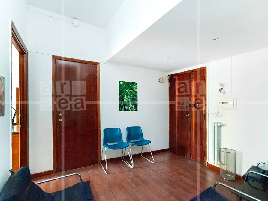 Immagine 6 di Appartamento in vendita  in Via dei Gerani a Roma