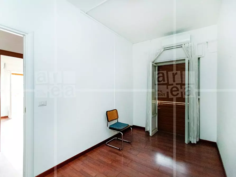 Immagine 7 di Appartamento in vendita  in Via dei Gerani a Roma