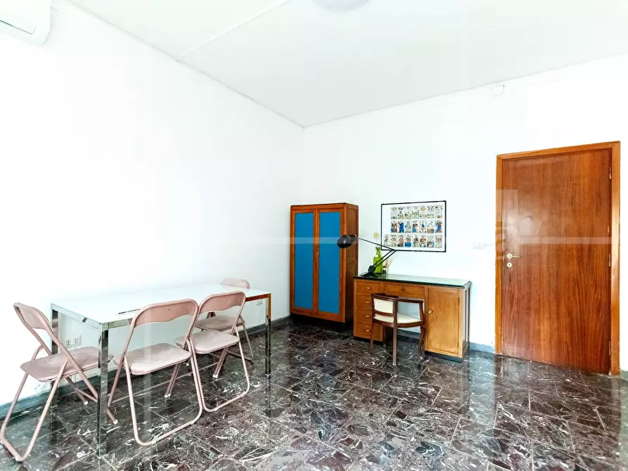 Immagine 10 di Appartamento in vendita  in Via dei Gerani a Roma