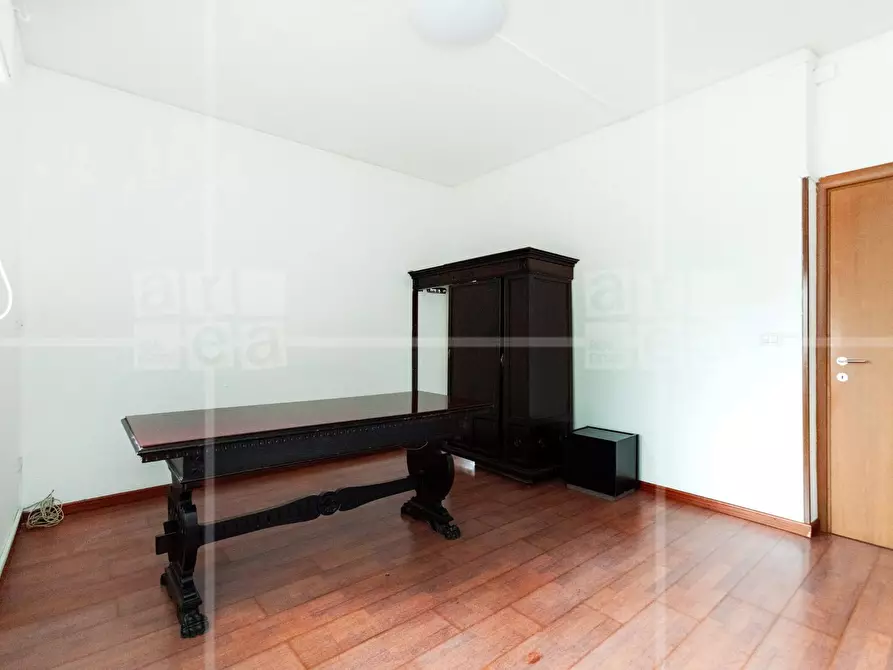 Immagine 13 di Appartamento in vendita  in Via dei Gerani a Roma