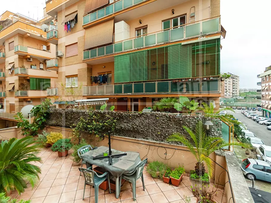 Immagine 24 di Appartamento in vendita  in Via dei Gerani a Roma