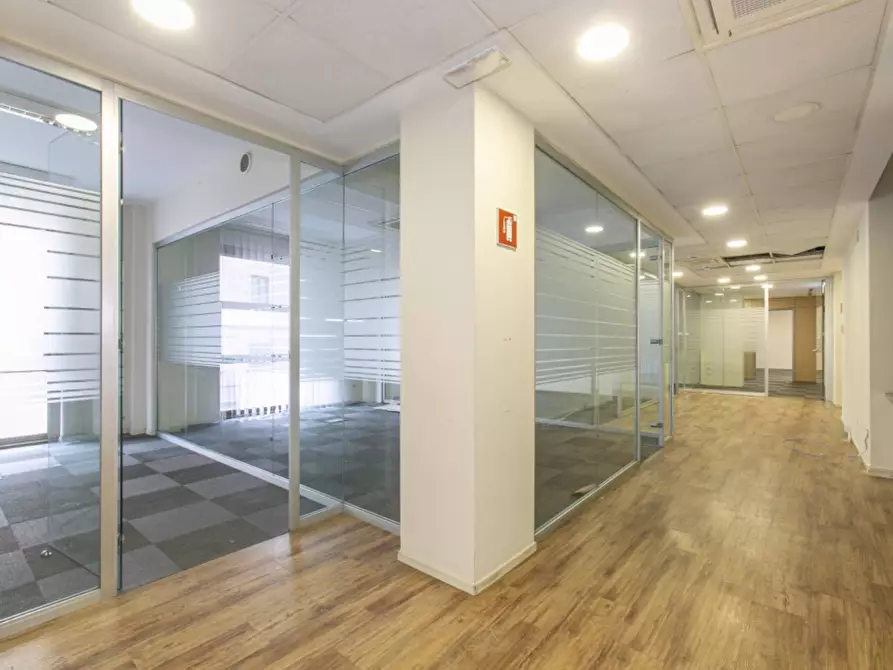Immagine 2 di Ufficio in affitto  in Via Bissolati a Roma
