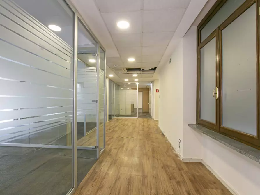 Immagine 3 di Ufficio in affitto  in Via Bissolati a Roma