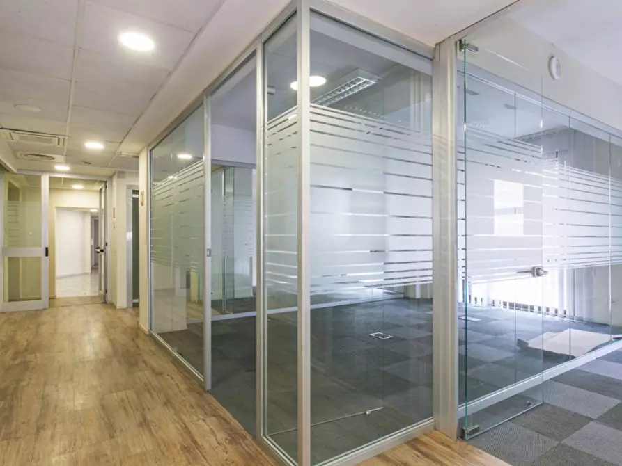 Immagine 1 di Ufficio in affitto  in Via Bissolati a Roma